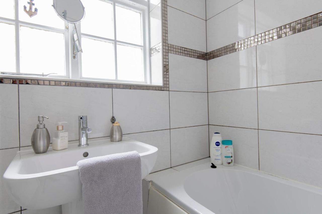 Apartmán Fantastic 3 Bed Brighton House- Sleeps 6- Superfast Wifi And Garage Exteriér fotografie